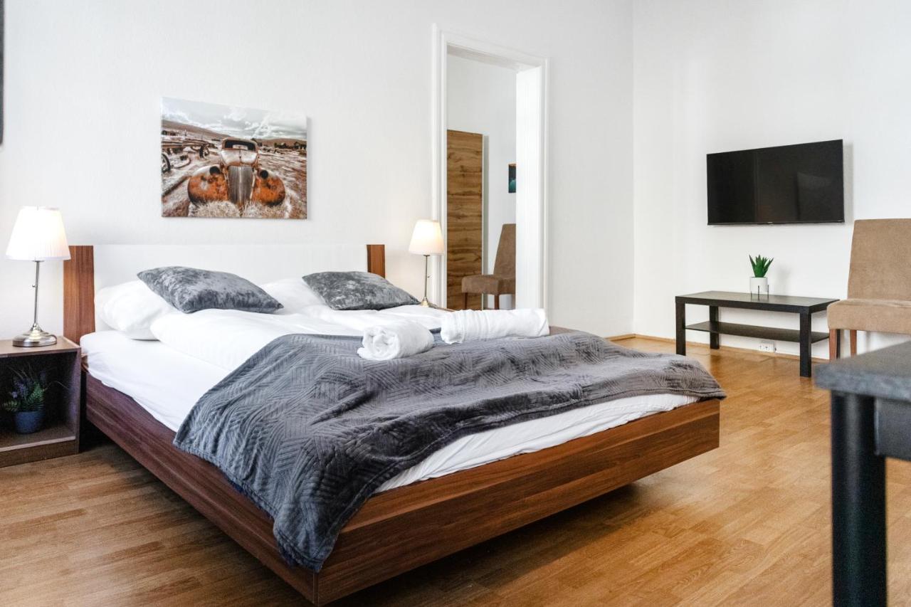 Beautiful 2Br Aptartment 12 Minutes To Downtown Wina Bagian luar foto